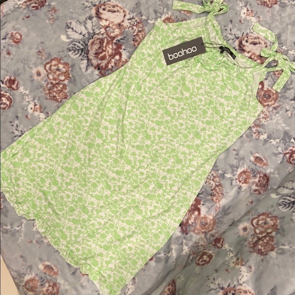 BooHoo Floral Ruffle Dress - Picture 5 of 7